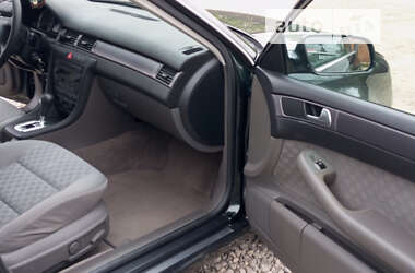 Седан Audi A6 2003 в 