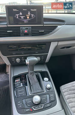 Седан Audi A6 2012 в 