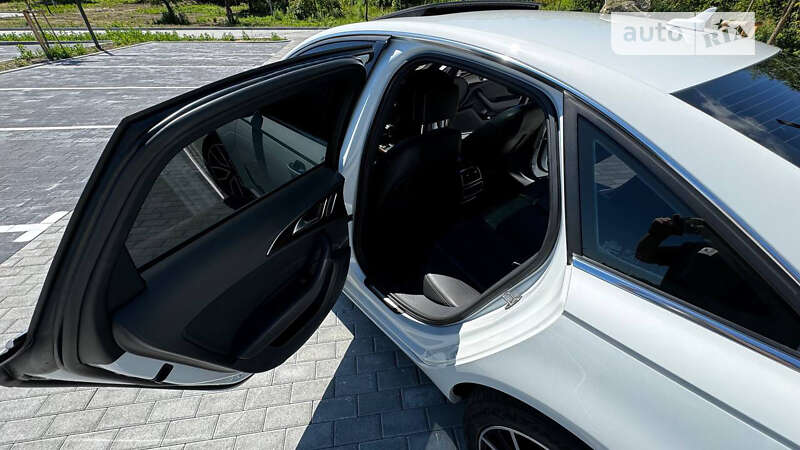 Седан Audi A6 2013 в Львове