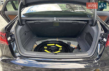 Седан Audi A6 2013 в 