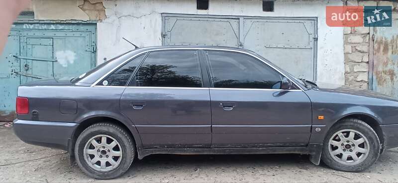 Седан Audi A6 1997 в Могилев-Подольске