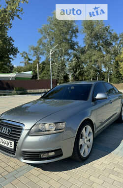 Седан Audi A6 2010 в Измаиле