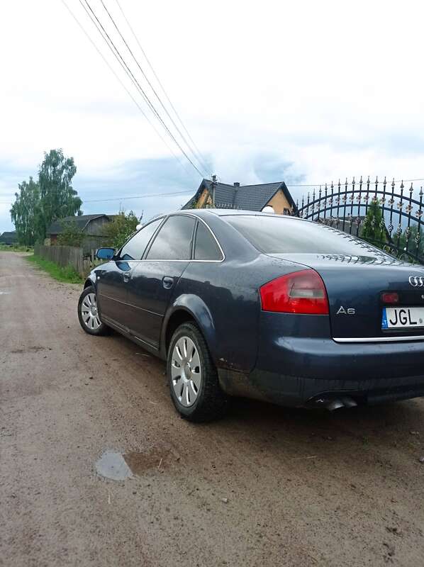 Седан Audi A6 2002 в Дроздыни