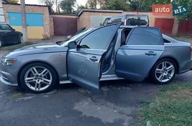 Седан Audi A6 2015 в 