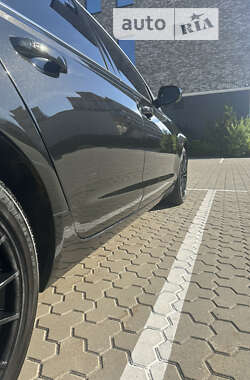 Седан Audi A6 2013 в 