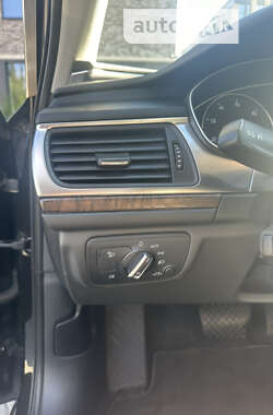 Седан Audi A6 2013 в 