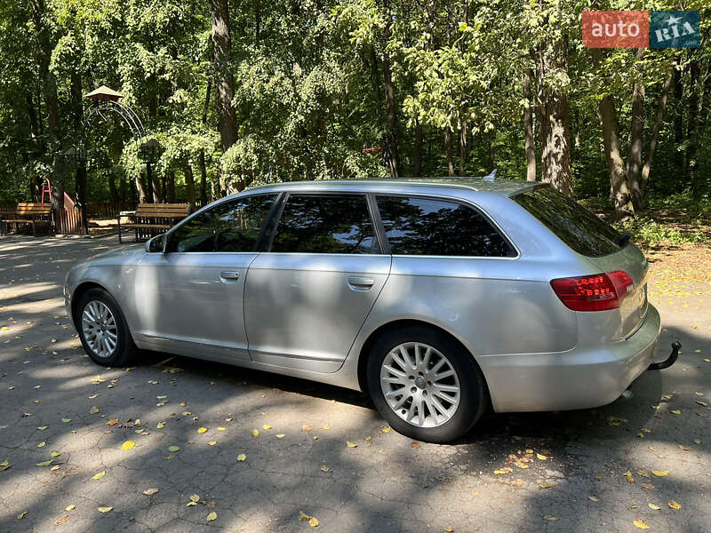 Универсал Audi A6 2005 в Новоднестровске