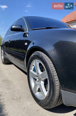 Седан Audi A6 2002 в 