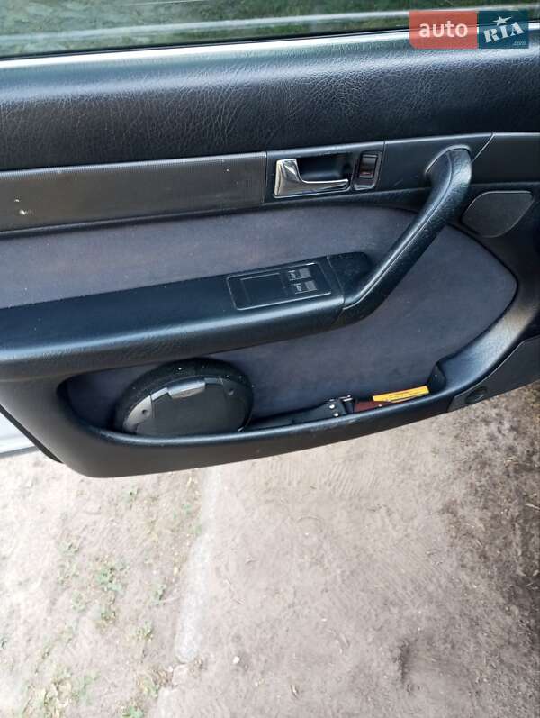 Седан Audi A6 1997 в Слов'янську