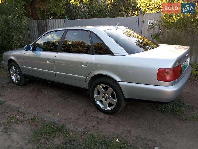 Седан Audi A6 1997 в Слов'янську