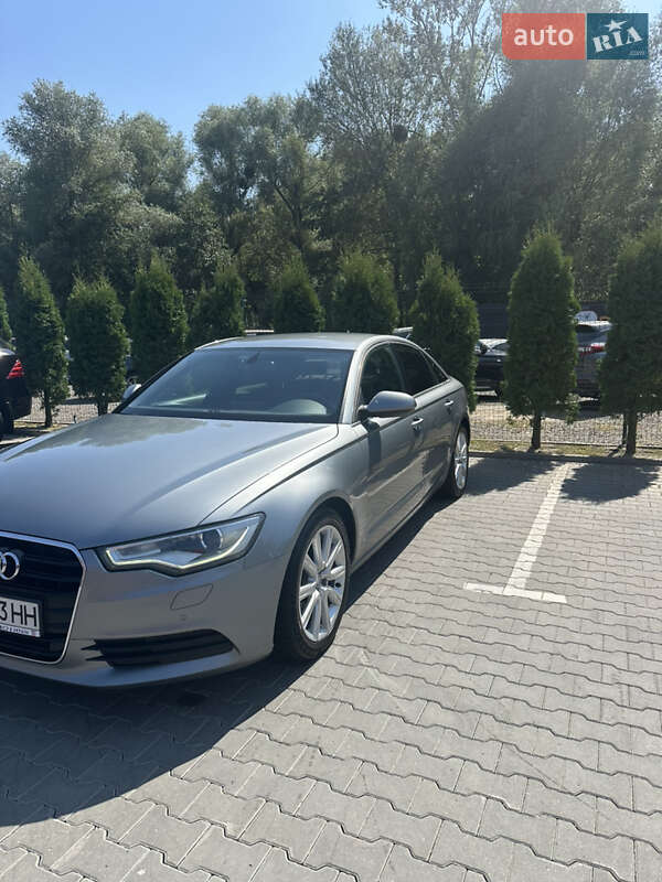 Седан Audi A6 2012 в Хмельницькому