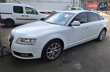 Седан Audi A6 2010 в 