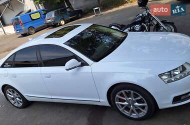 Седан Audi A6 2010 в 