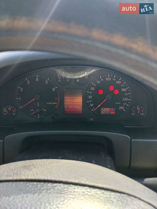 Универсал Audi A6 1999 в Киеве