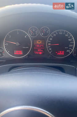 Универсал Audi A6 2003 в 