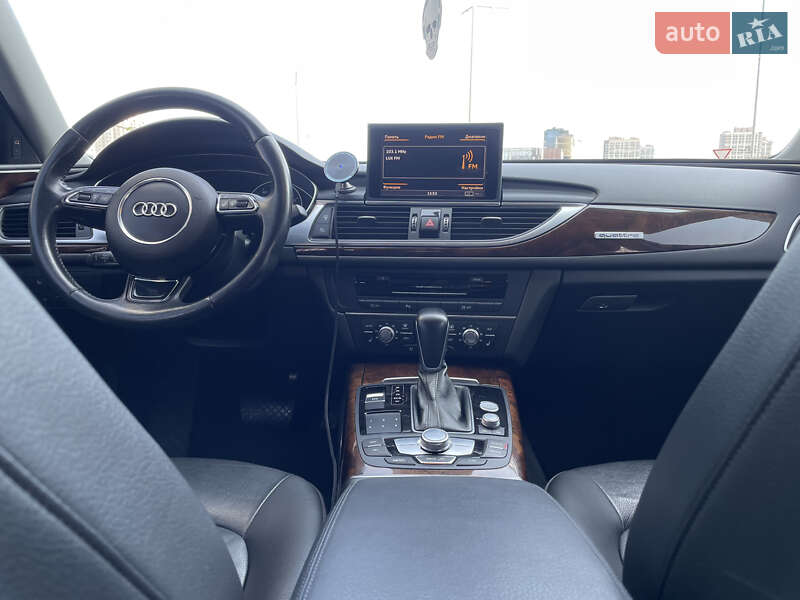 Седан Audi A6 2015 в Киеве
