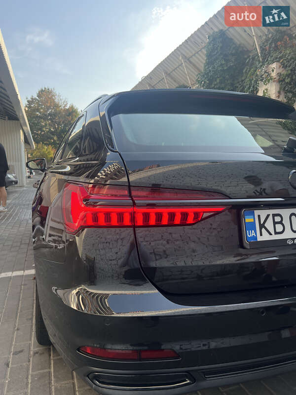 Универсал Audi A6 2018 в Виннице