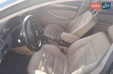 Седан Audi A6 1998 в 