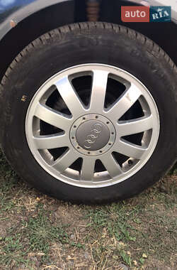Универсал Audi A6 2001 в 