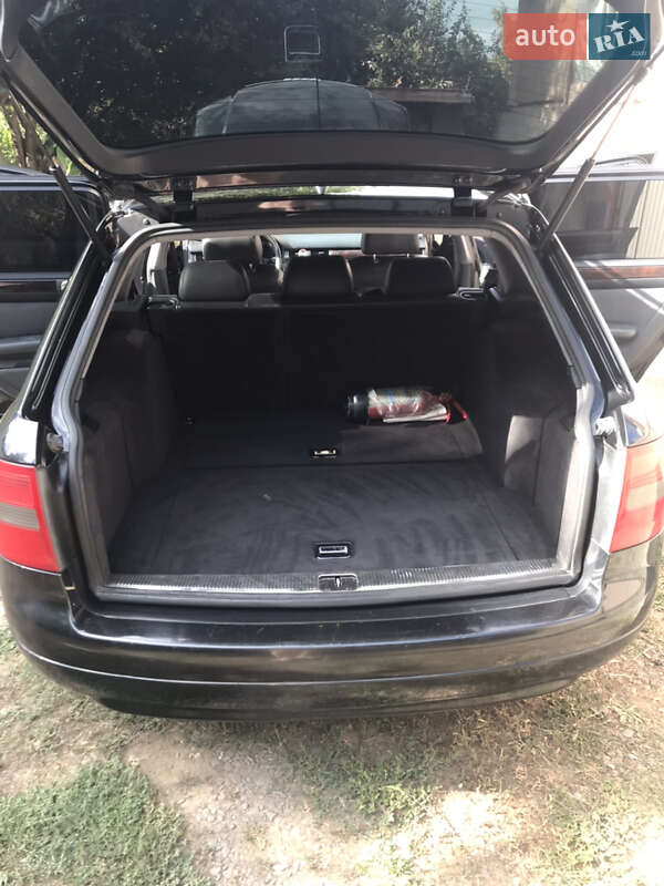 Универсал Audi A6 2001 в Ужгороде