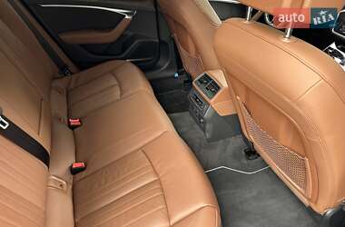 Седан Audi A6 2019 в 