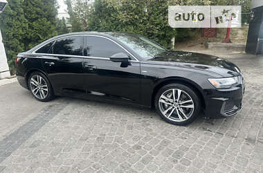 Седан Audi A6 2019 в 