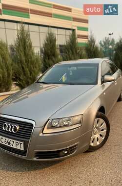 Седан Audi A6 2004 в 