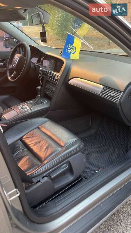 Седан Audi A6 2004 в Слов'янську