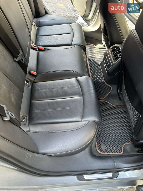 Седан Audi A6 2012 в Добросині