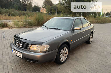 Седан Audi A6 1996 в Ровно