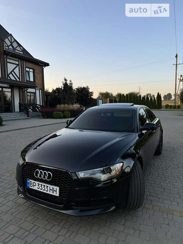 Седан Audi A6 2013 в Сарнах