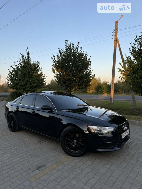 Седан Audi A6 2013 в Сарнах