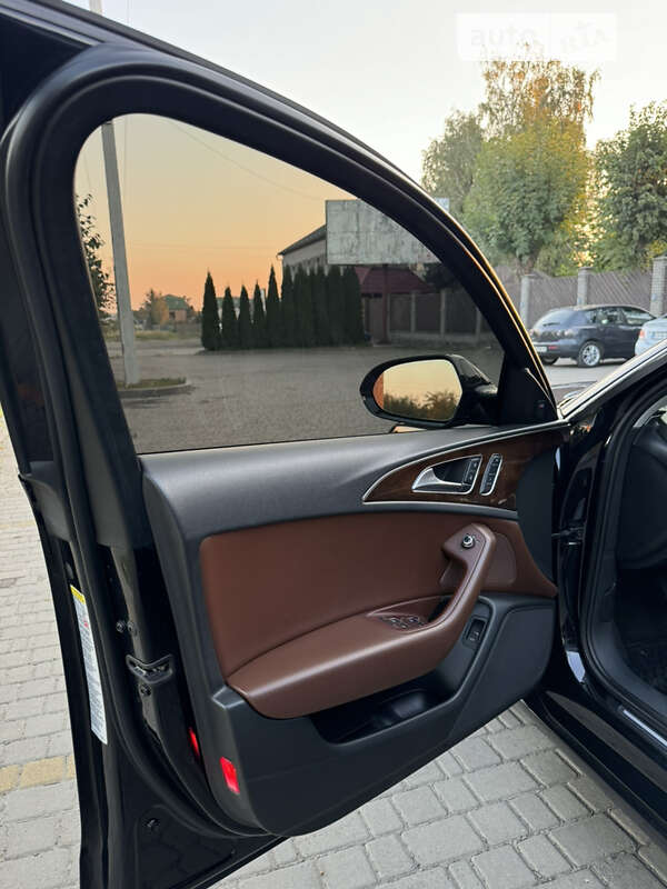 Седан Audi A6 2013 в Сарнах