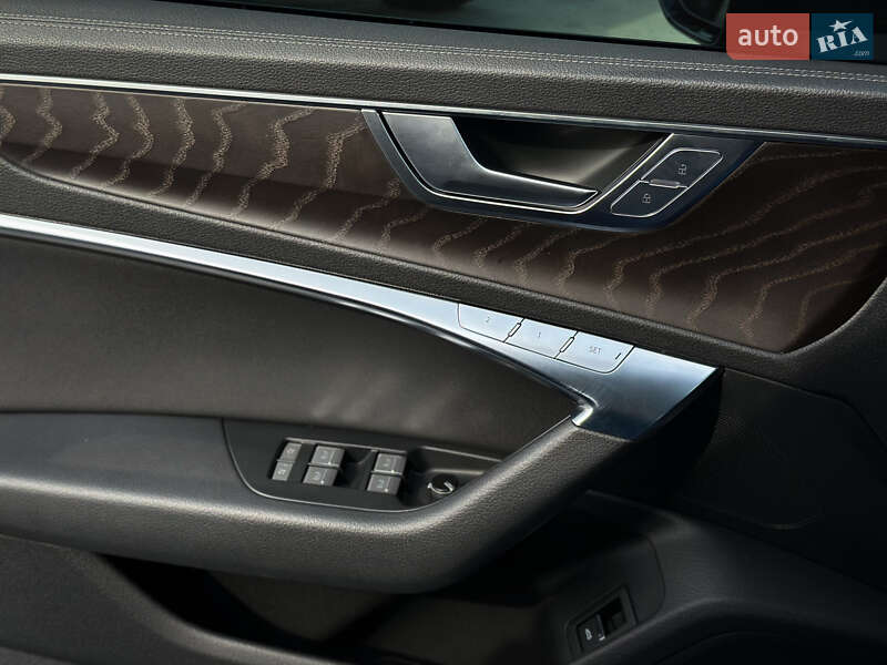 Седан Audi A6 2019 в Черновцах