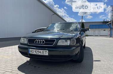 Седан Audi A6 1995 в Виноградові