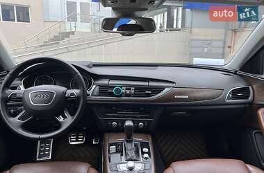 Седан Audi A6 2016 в 