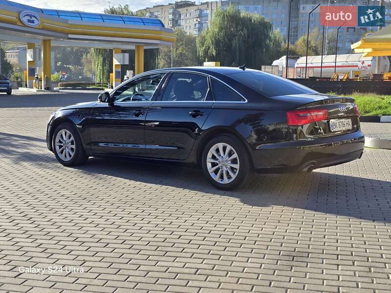 Седан Audi A6 2012 в Ровно