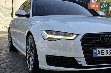 Седан Audi A6 2015 в 