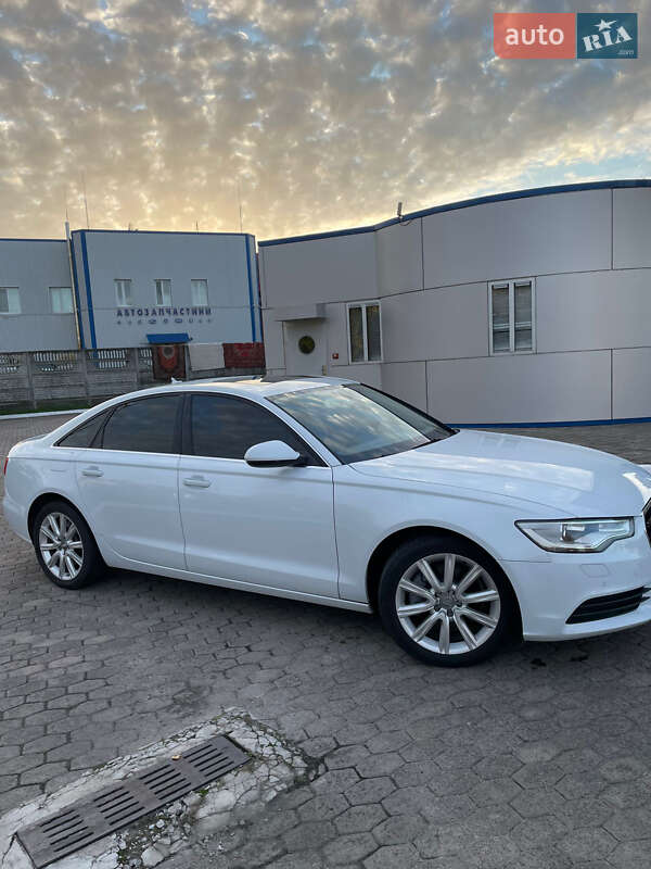 Седан Audi A6 2013 в Костополе