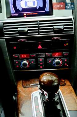Седан Audi A6 2010 в 