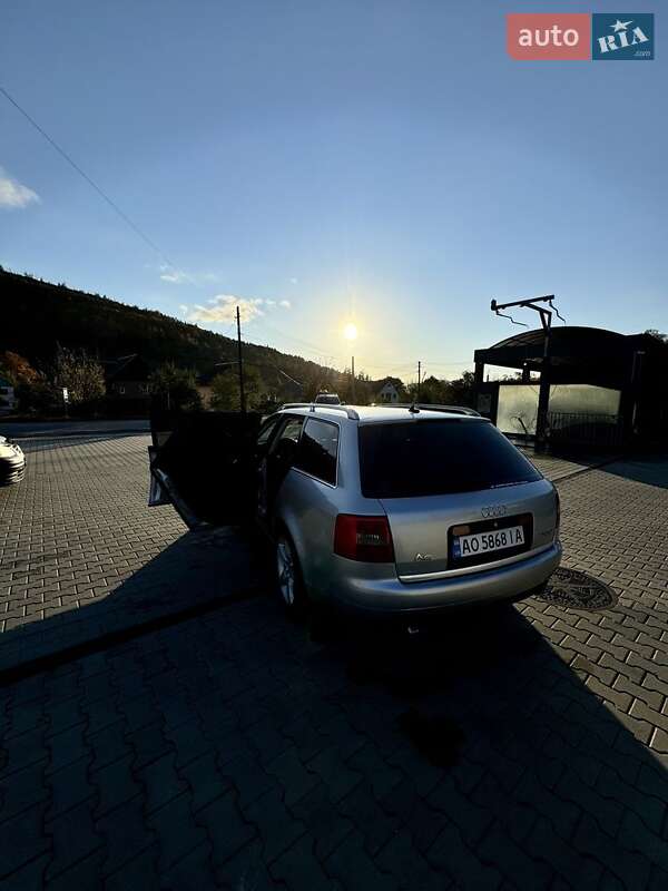 Универсал Audi A6 2002 в Воловце