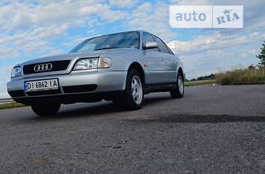 Седан Audi A6 1996 в Щирце