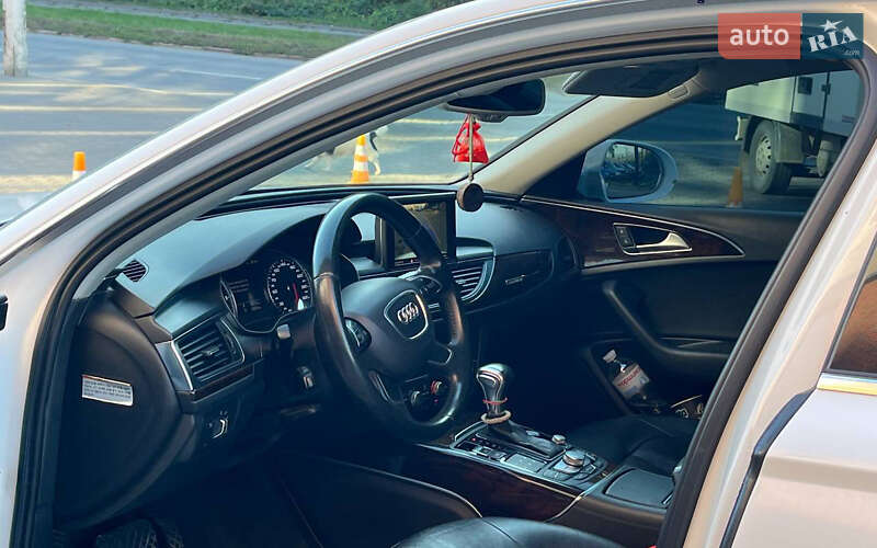 Седан Audi A6 2014 в Черновцах