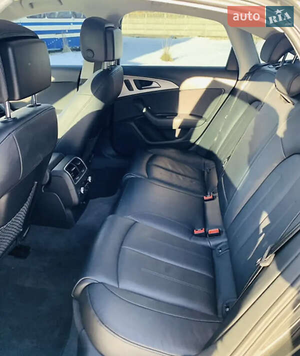 Седан Audi A6 2016 в Черновцах