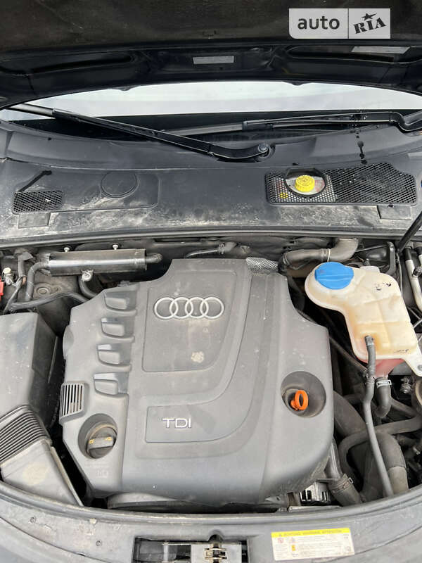 Седан Audi A6 2010 в Первомайске