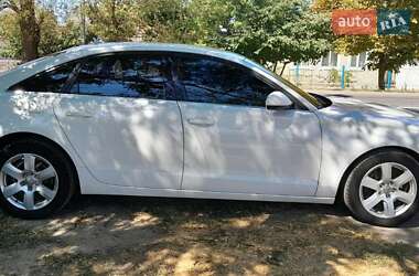 Седан Audi A6 2011 в 