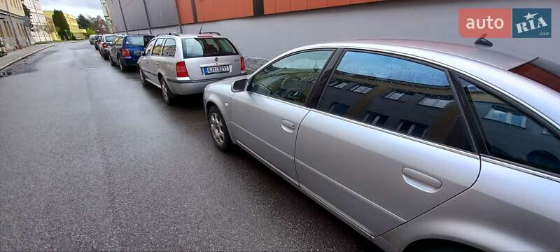 Седан Audi A6 2003 в Бурштыне