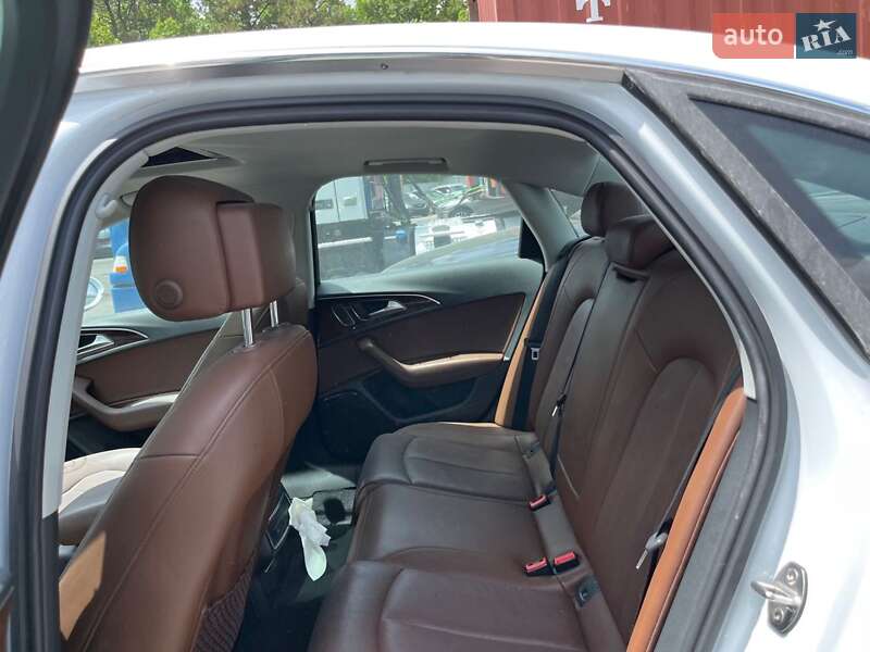 Седан Audi A6 2014 в Киеве