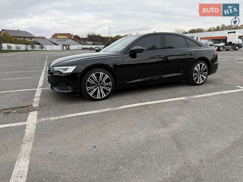 Седан Audi A6 2023 в Ужгороде