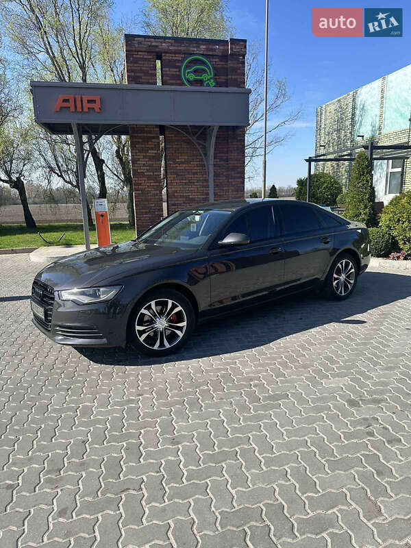 Седан Audi A6 2014 в Черкассах